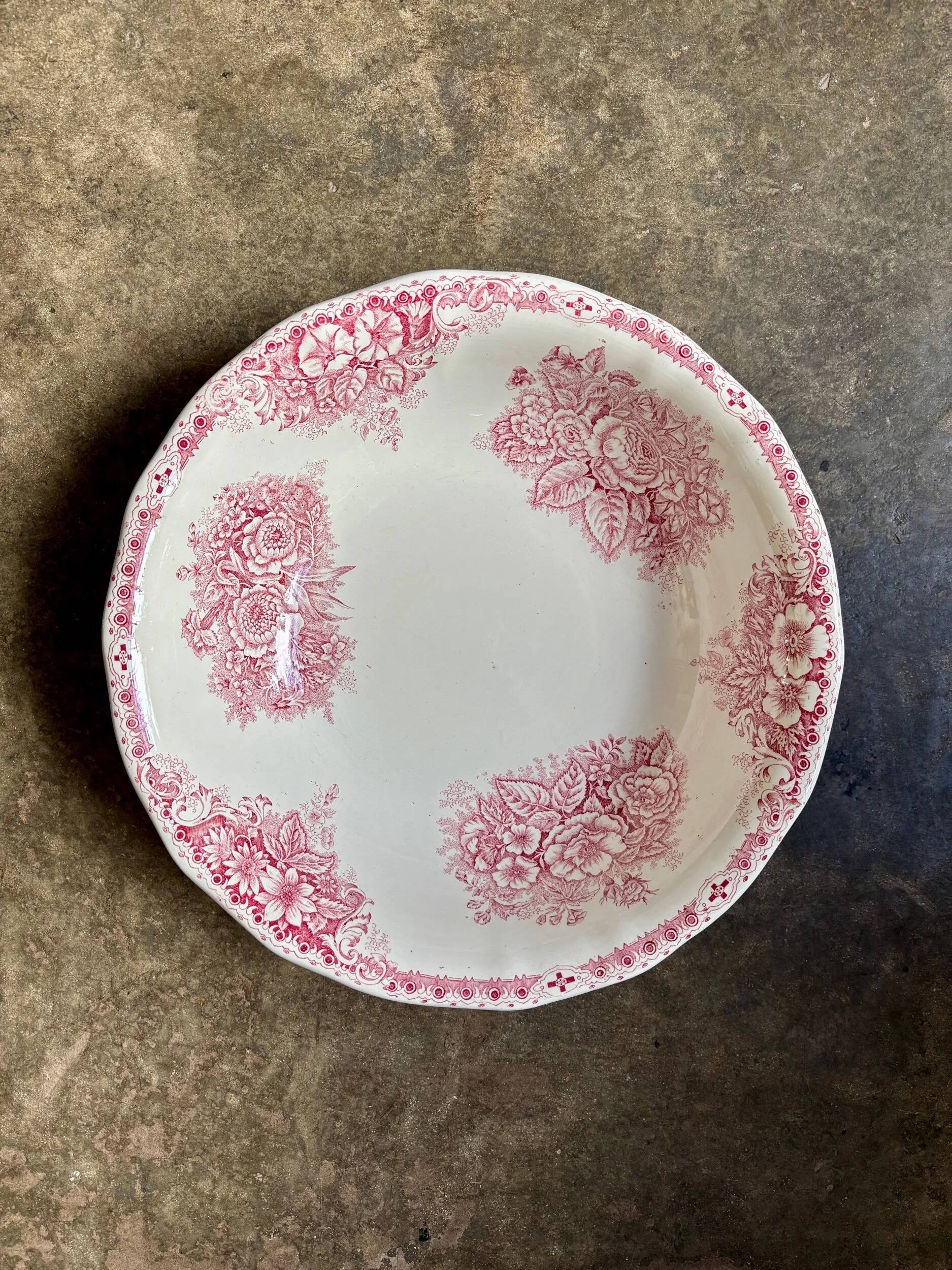 Onnaing salad bowl in pink ironstone, "Flora" service