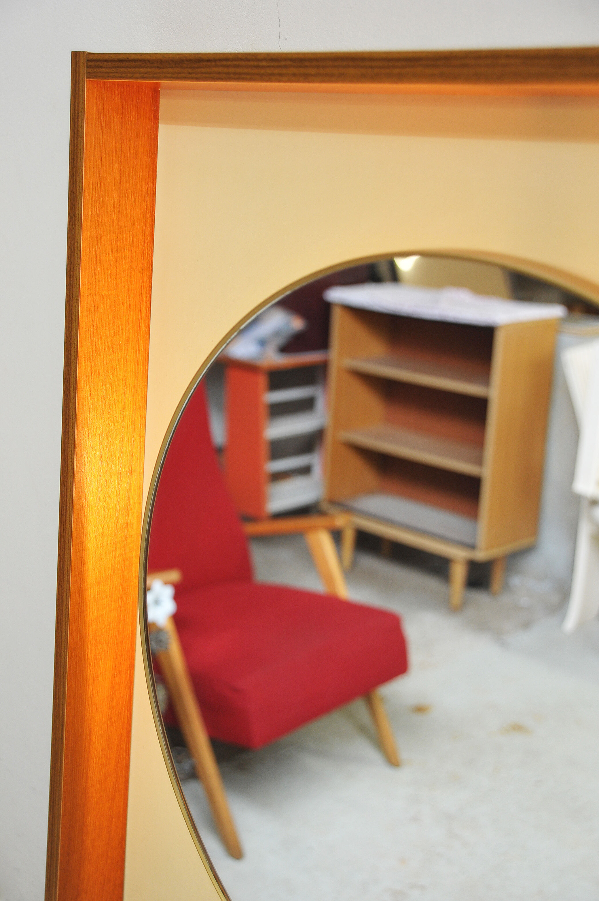 Scandinavian mirror backlit - 60s 79x96cm