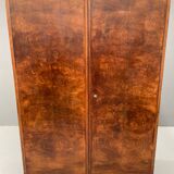 Armoire en placage de noyer restaurée d'influence Art Déco, années 1930
