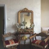 DEux old armchairs
