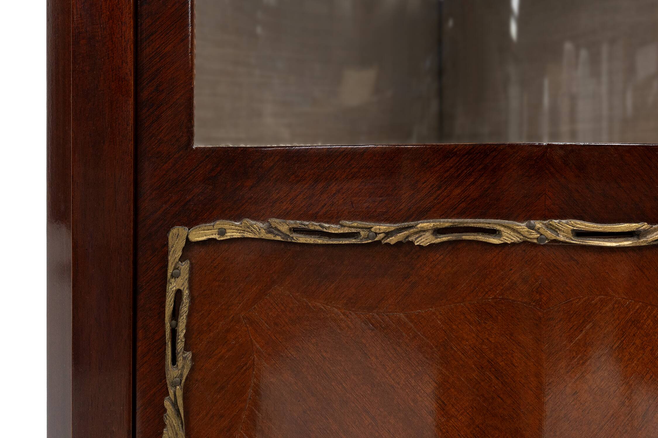 20th Century French Louis XV style corner display cabinet with arched glass, ca 1950