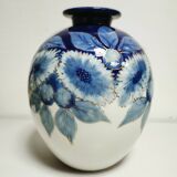 Camille Tharaud (1878-1956) in Limoges - Ovoid porcelain vase signed . XXth