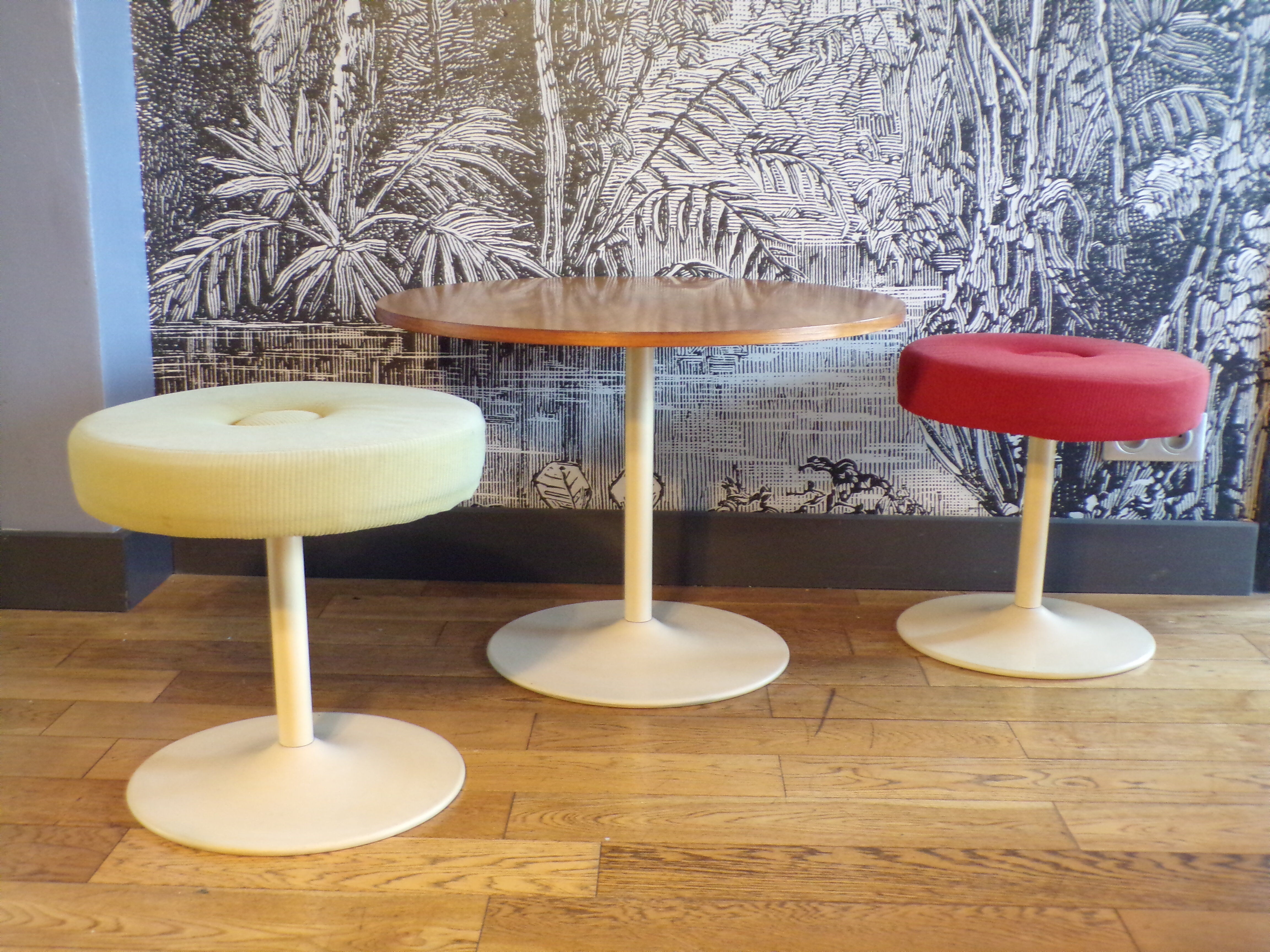 Coffee table and two tulip foot stools