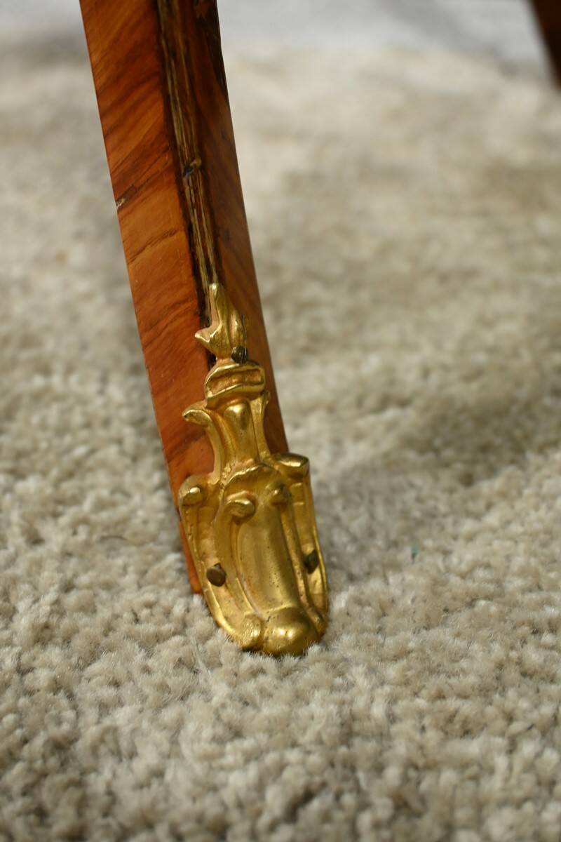Bedside table in rosewood and palisander, Louis XV style – Late 19th century