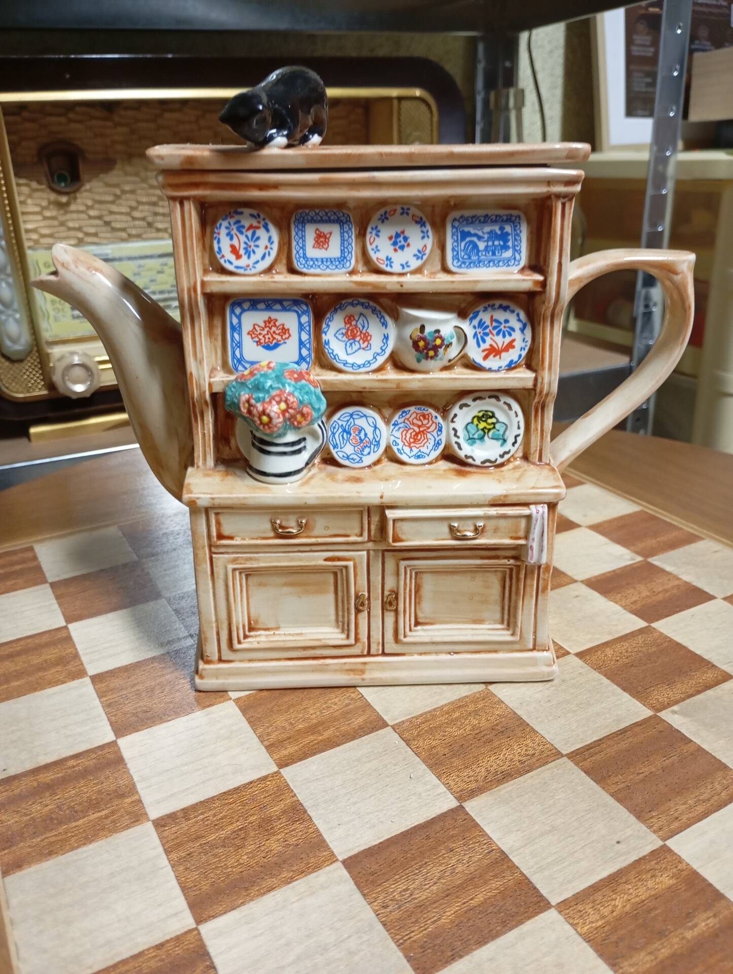 Vintage teapot in the shape of an English dresser with a cat – Swineside C