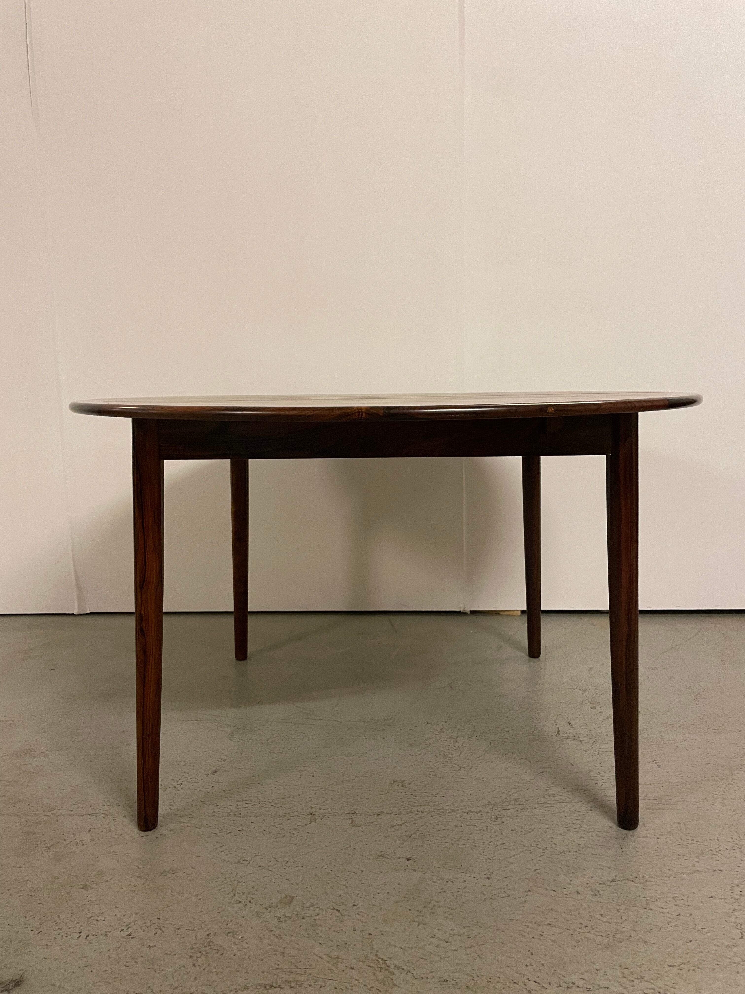 Danish round palisander dining table 1960s