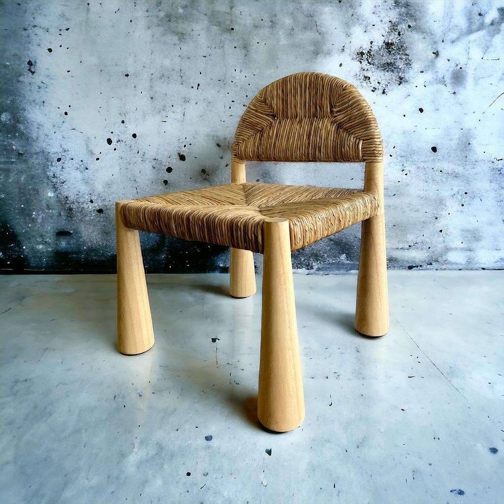 Solid wood chair with conical legs