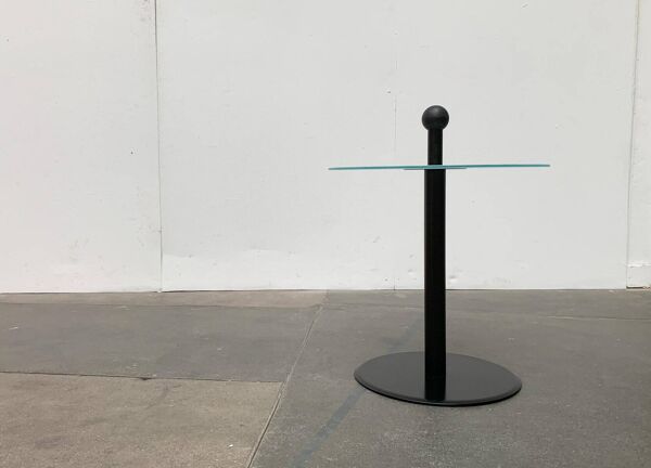 Table d'appoint postmoderne vintage d'Ikea