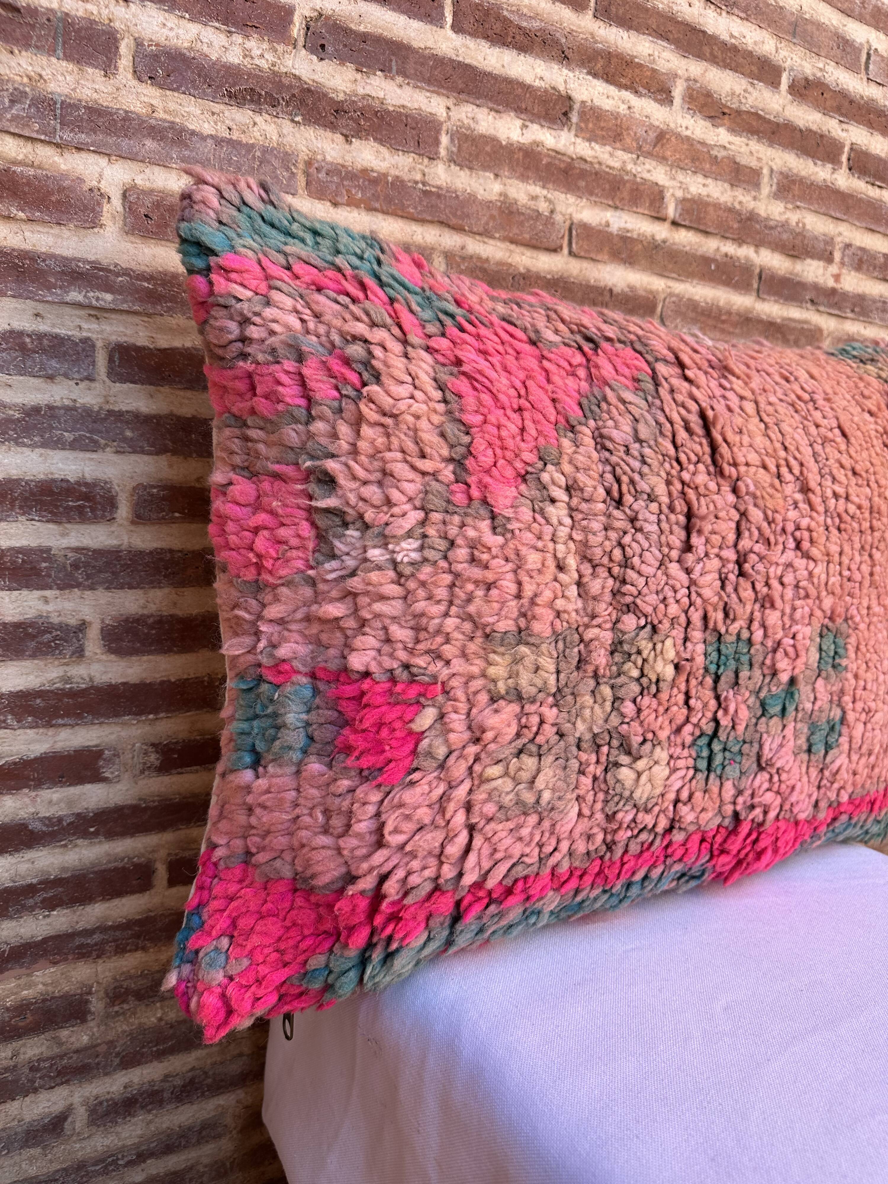Beautiful vintage Berber Kilim cushion from Morocco