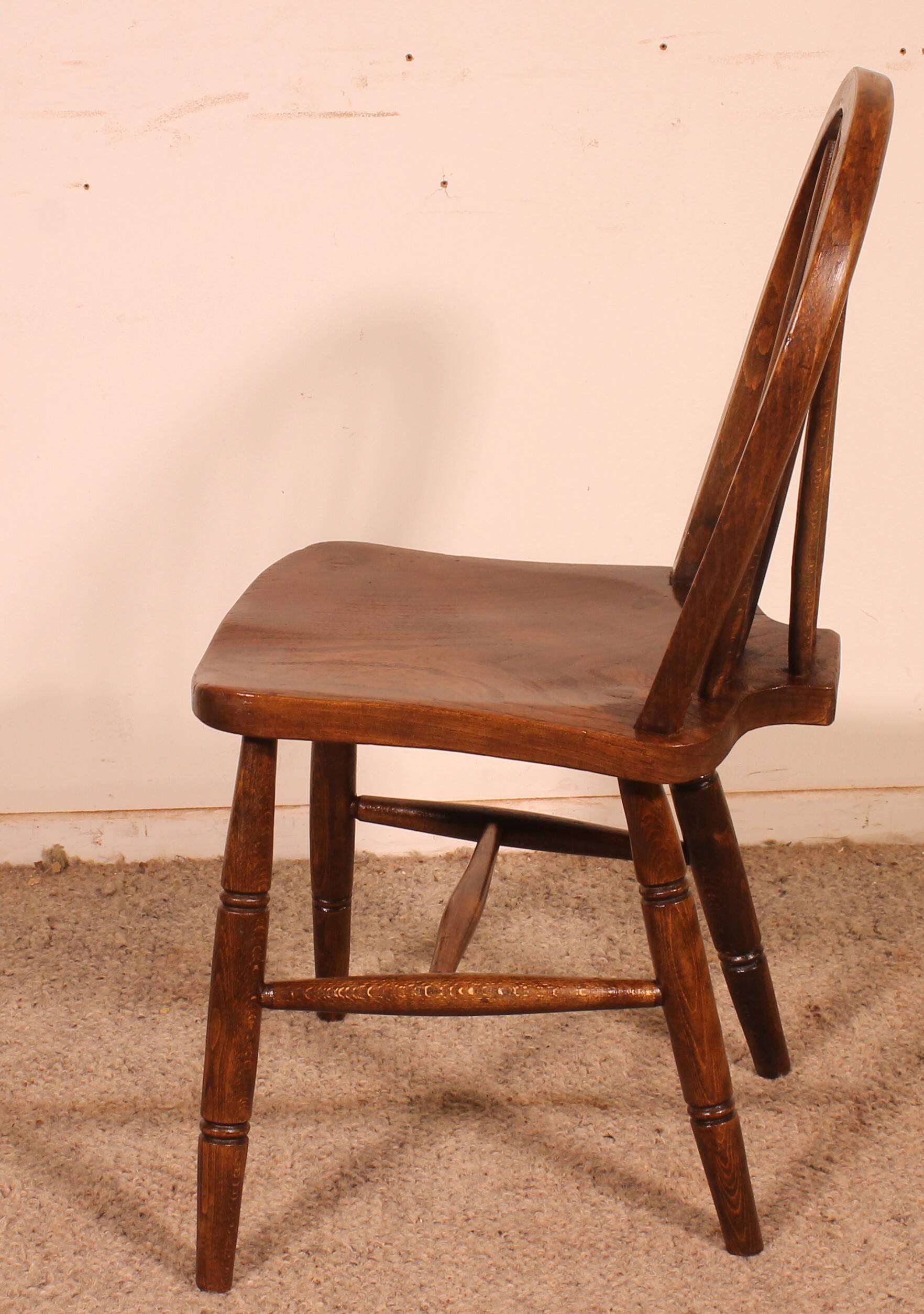 Série De 5 Chaises Windsor Du 19° Siècle