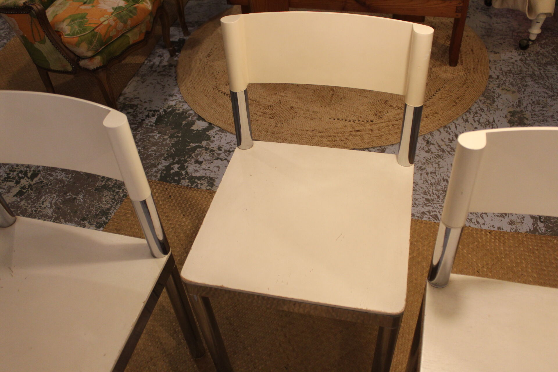 3 chairs 1970s white and stainless steel