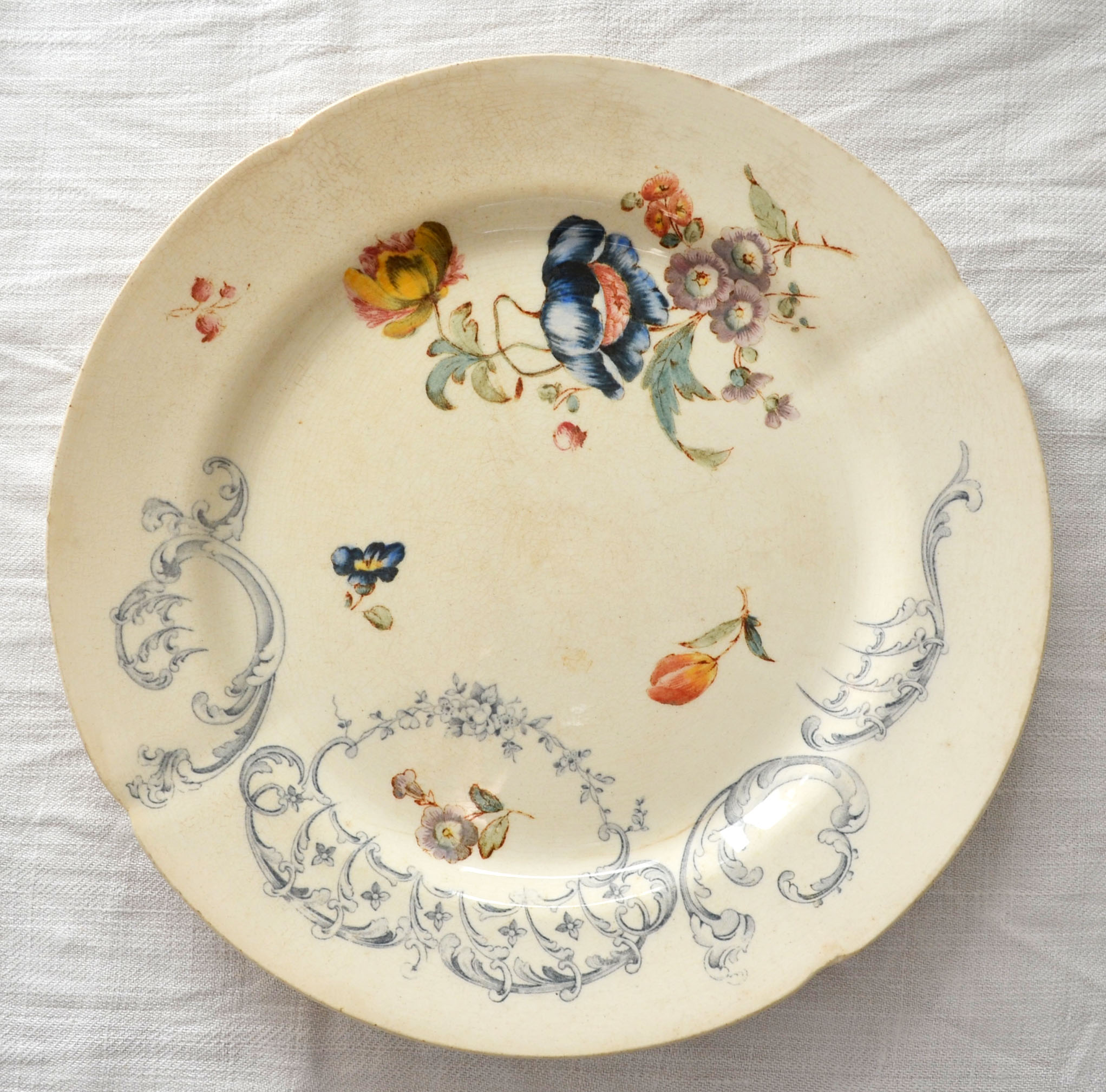 5 assiettes terre de fer polychrome hb Choisy le roi
