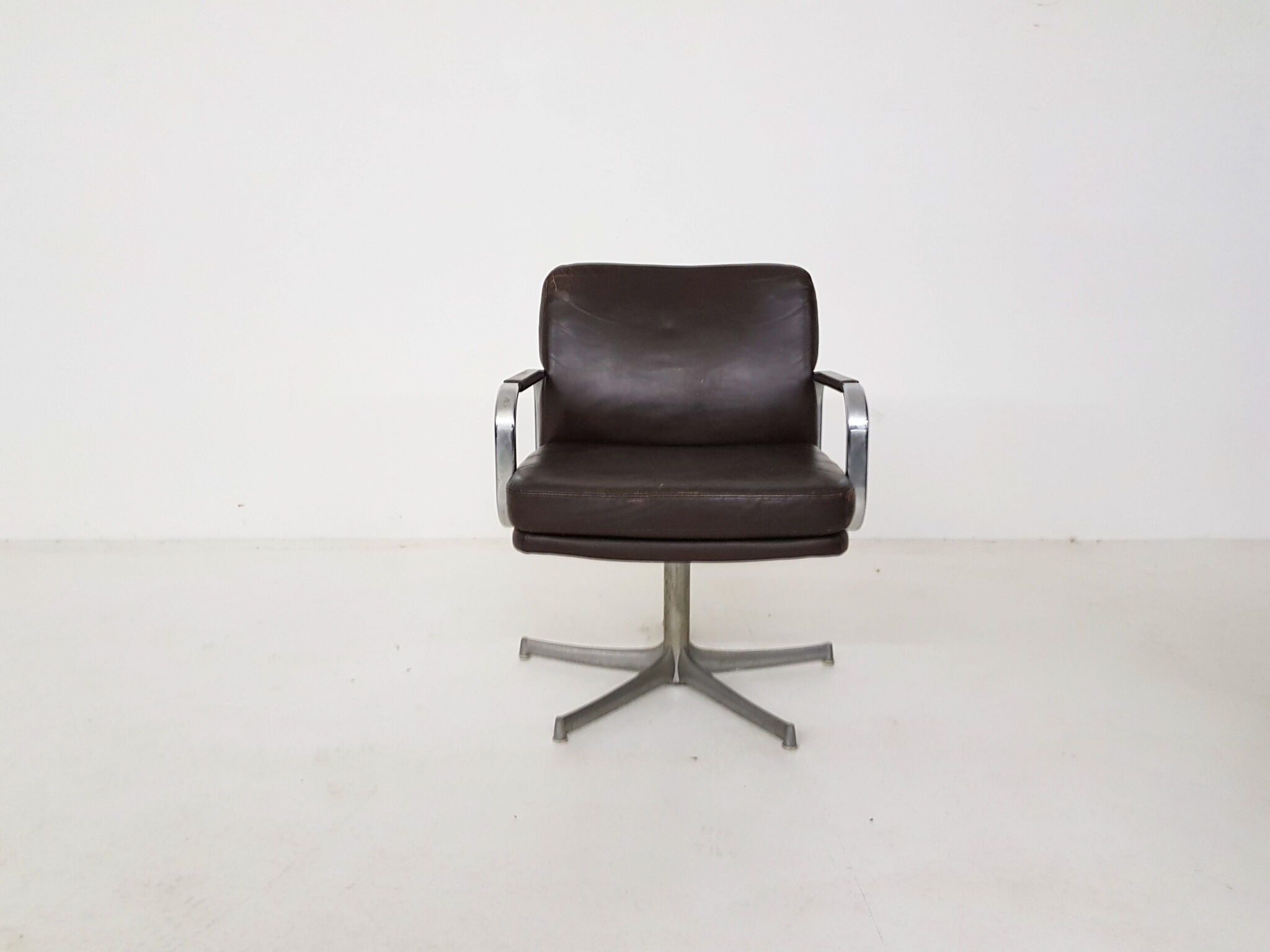 Walter Knoll leather swivel desk chair, Germany 1970's