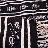 Black and white rugs handmade 185x115cm