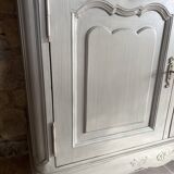 Charming vintage display cabinet in greige solid wood, castle charm.