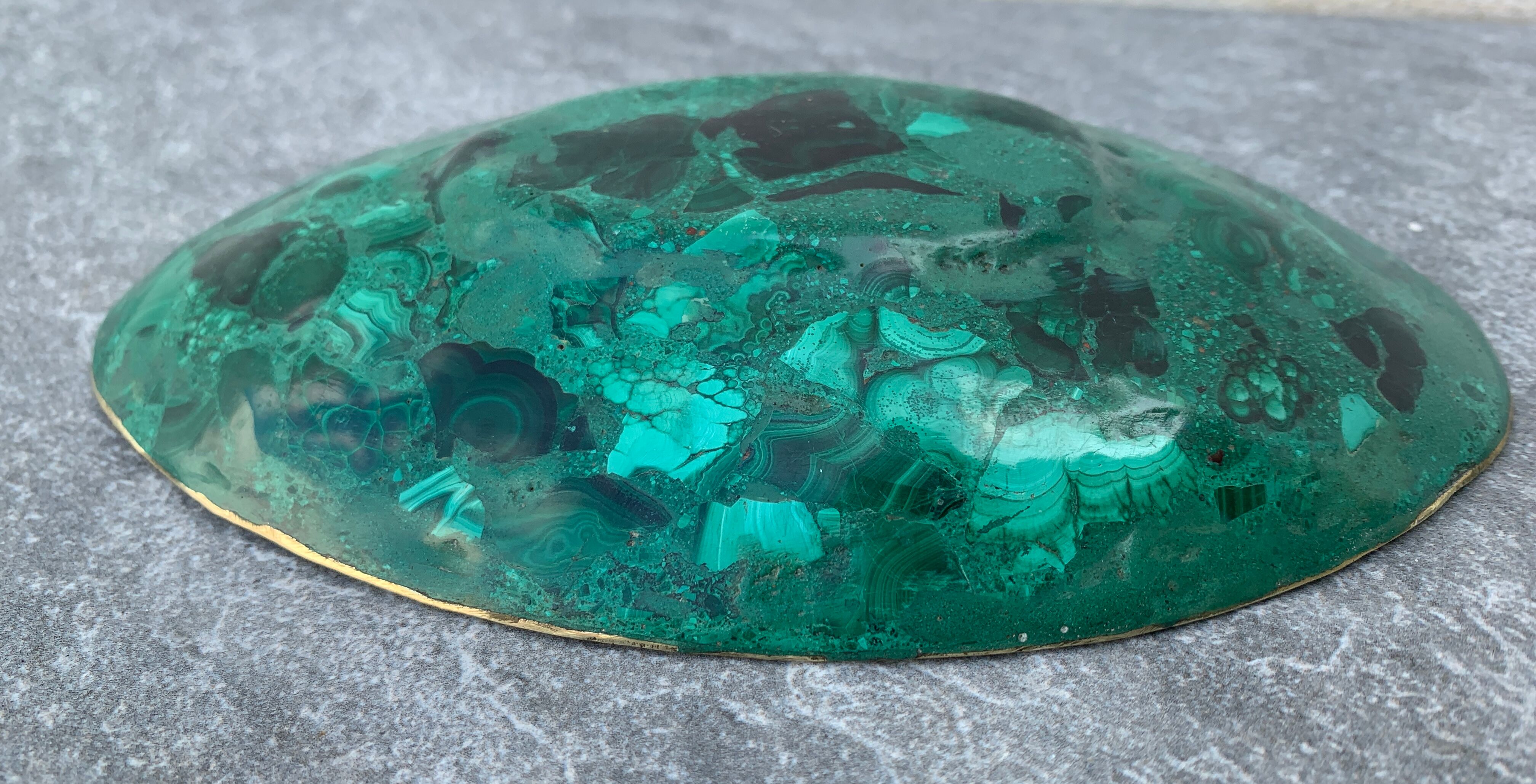 Ashtray or empty pocket in malachite and bronze