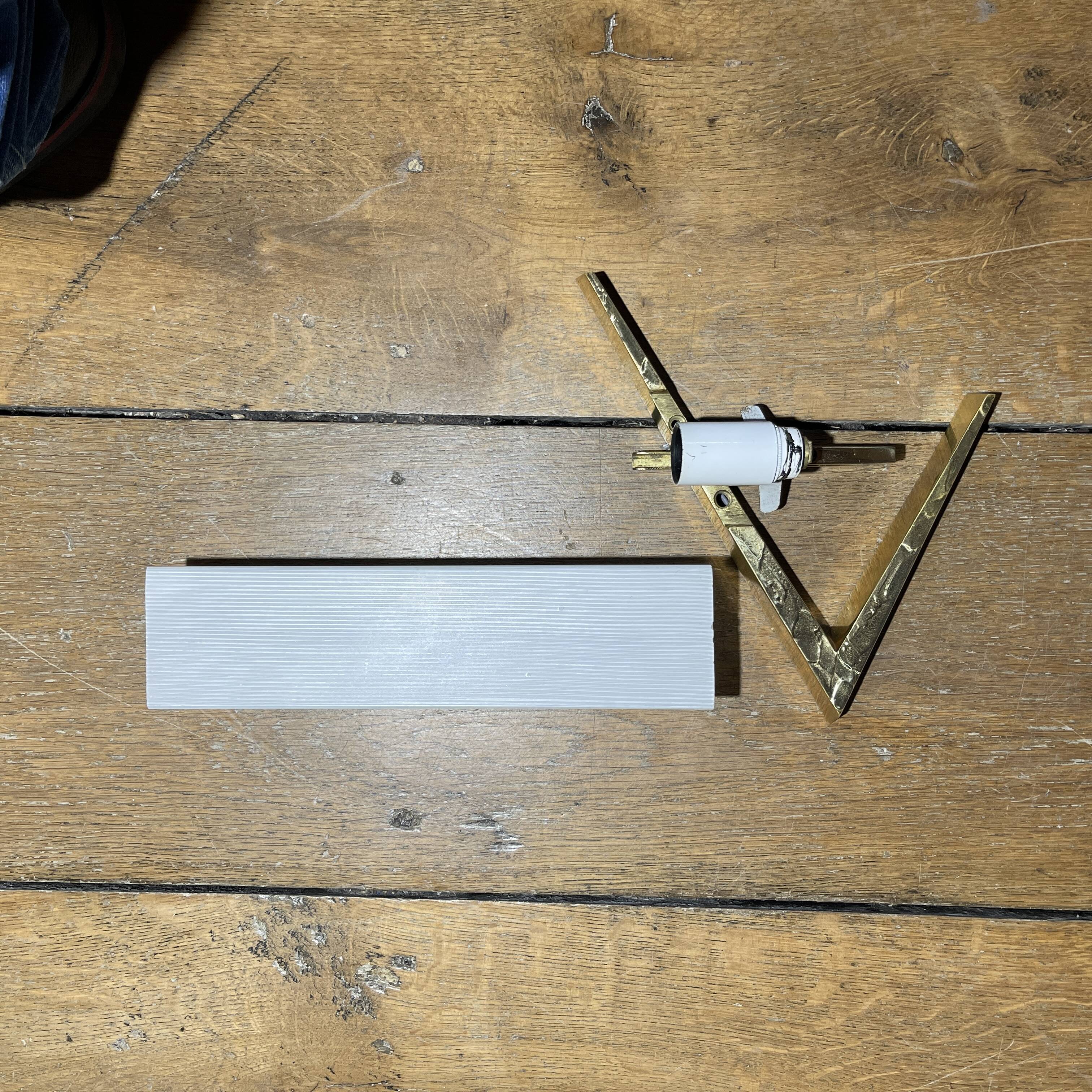 Pair of asymmetrical Hollywood Regency sconces, bronze - opaline glass, 70s