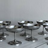 8 coupelles sur pied en inox