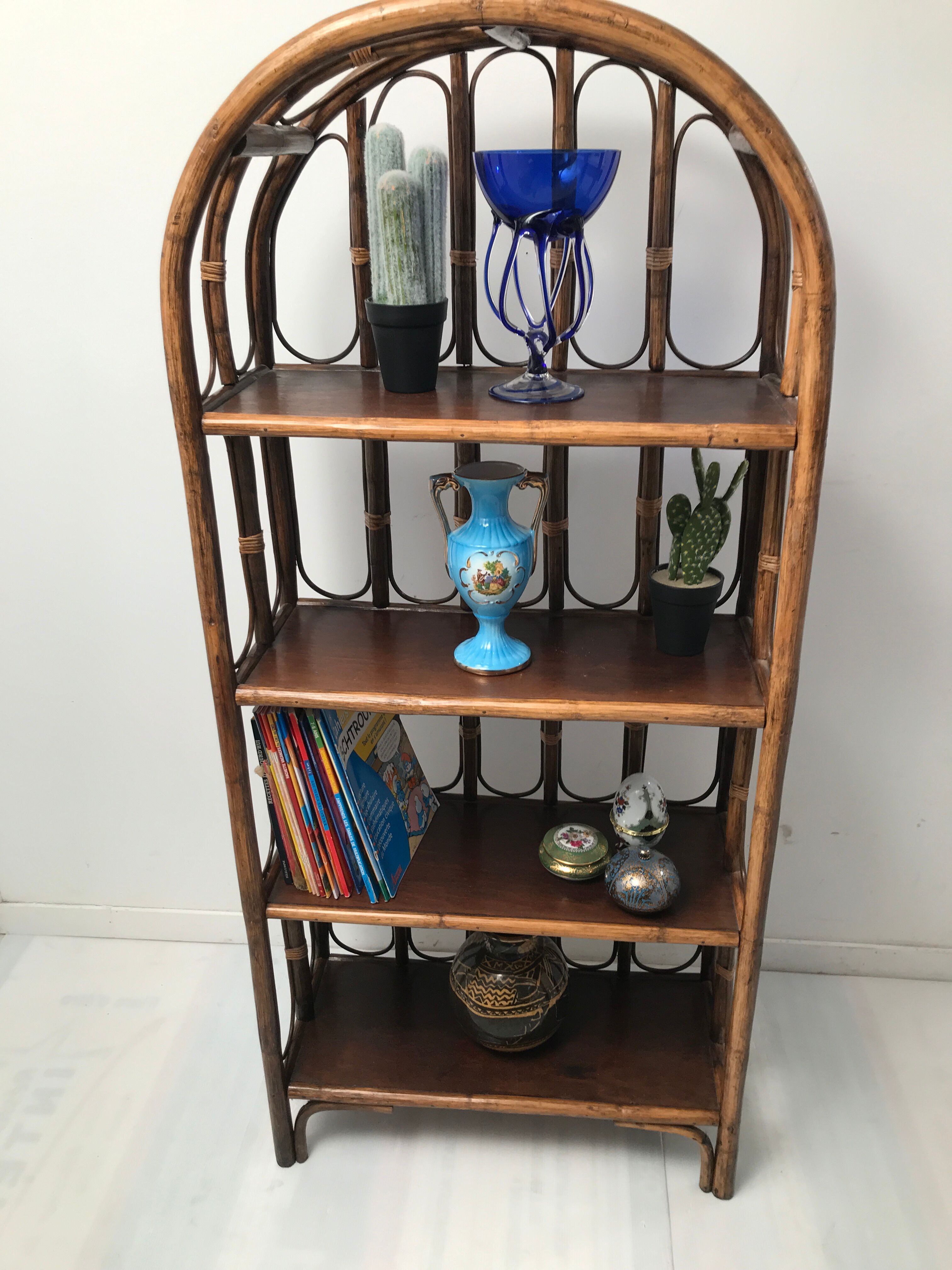 Shelf in rattan 60s