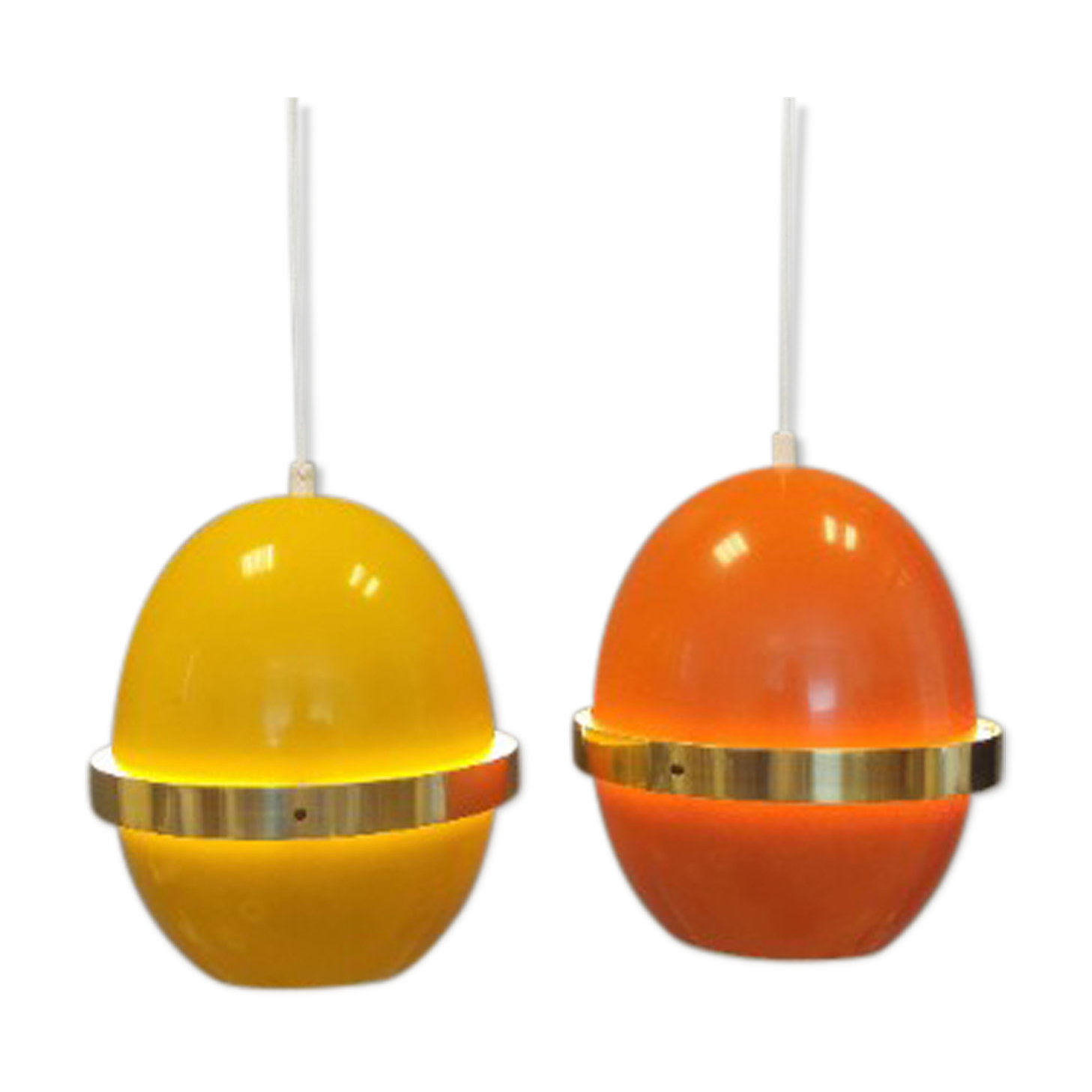 EXTREMELY rare LYFA Space Age lamps in thin lacquered metal with brass colored "ring" around.