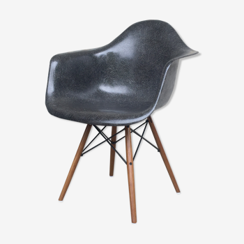 DAW armchair by Charles & Ray Eames for Herman Miller 1960