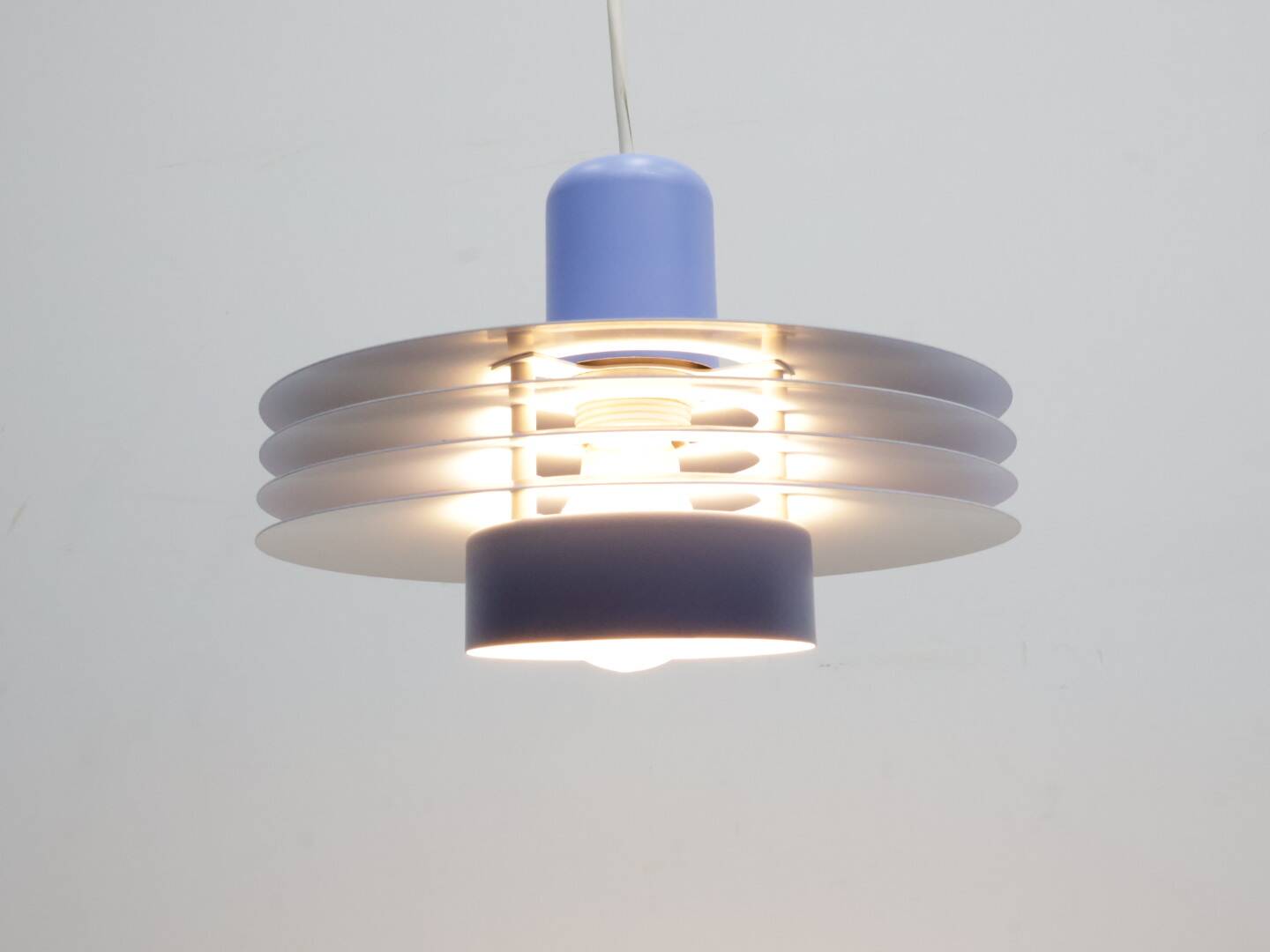Deens design hanglamp Horn Belysning model 763