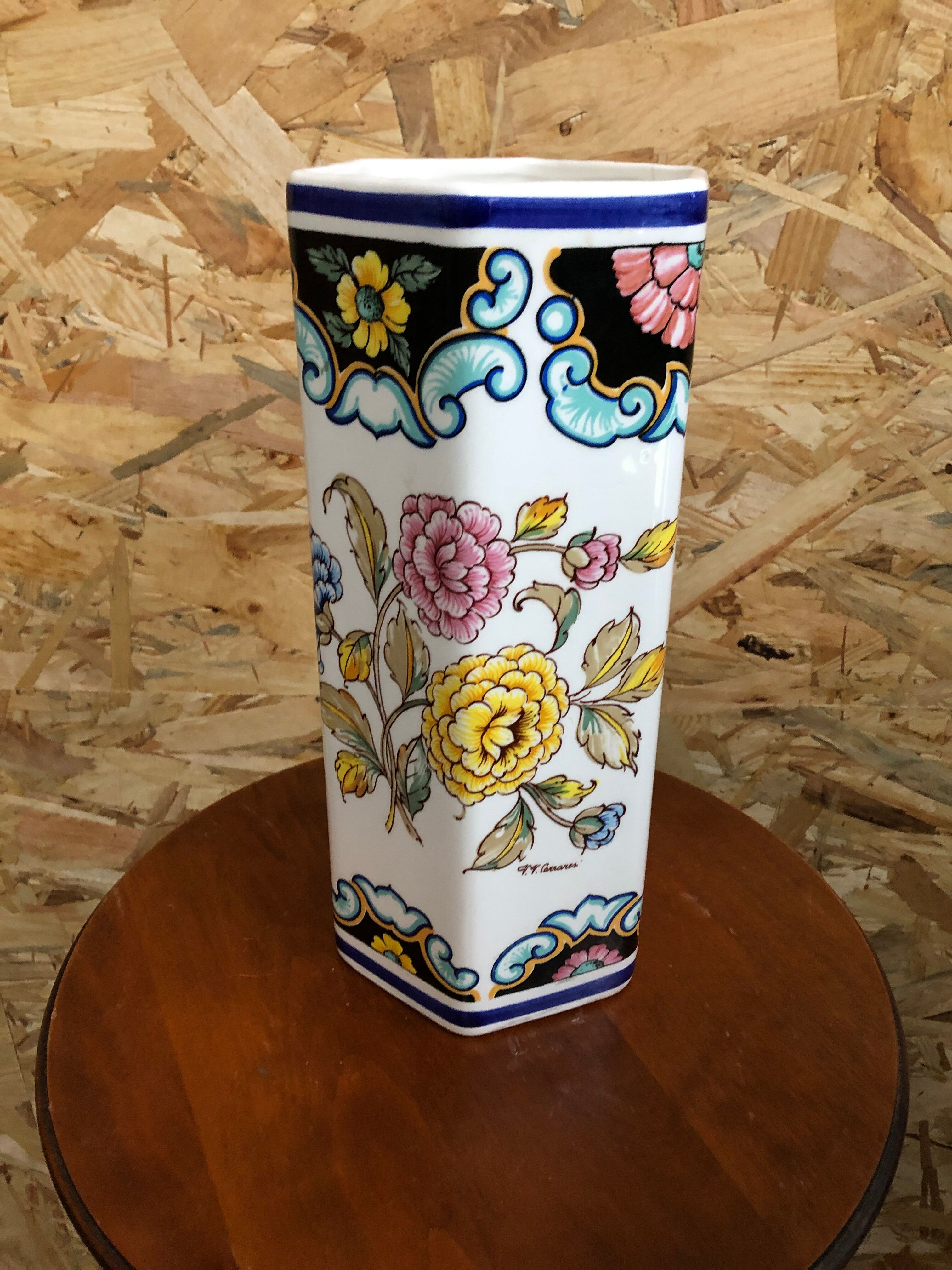 Old hexagonal vase v v carraresi ceramic white decoration flowers vintage