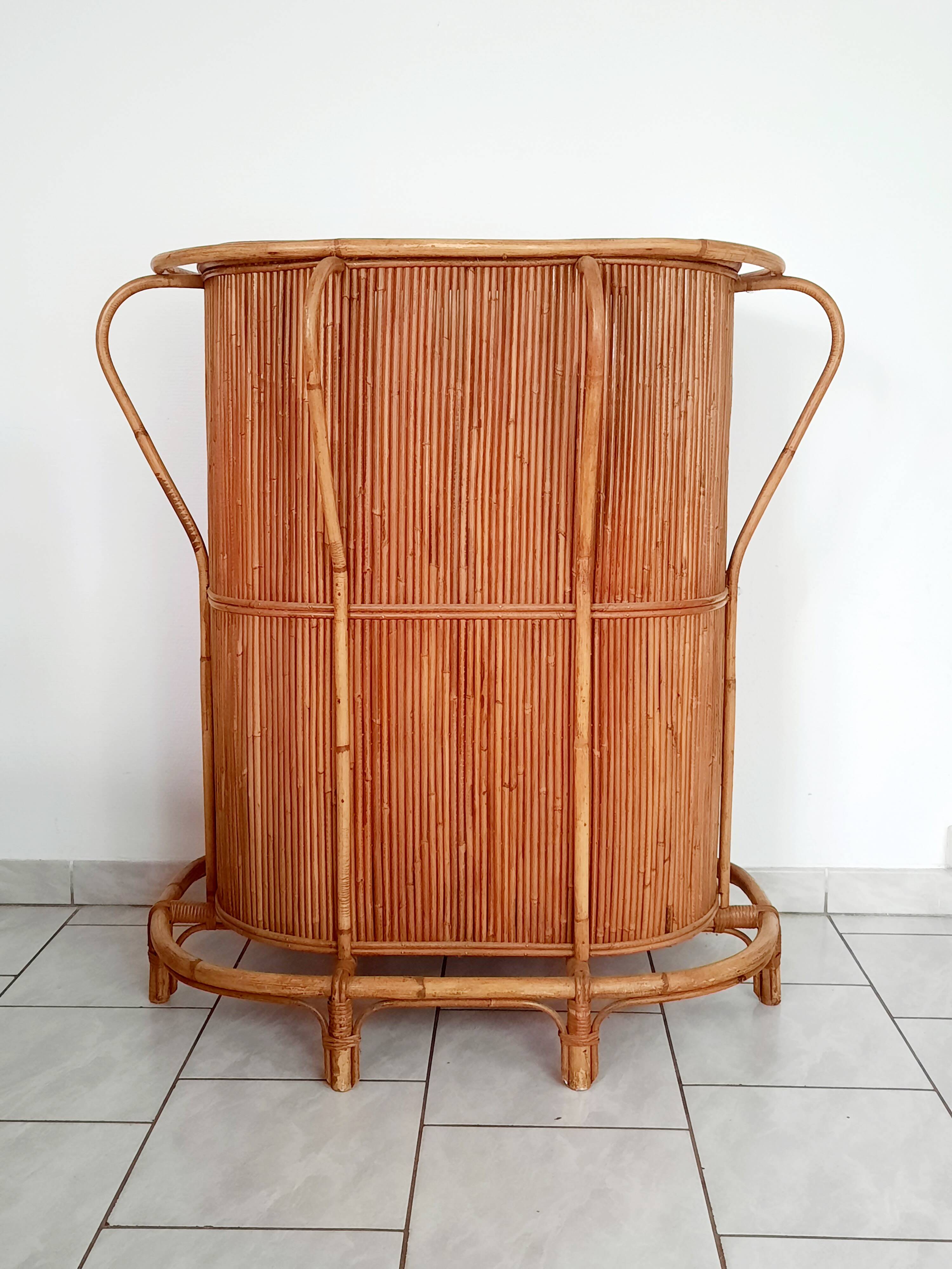 60s bamboo and rattan tiki bar