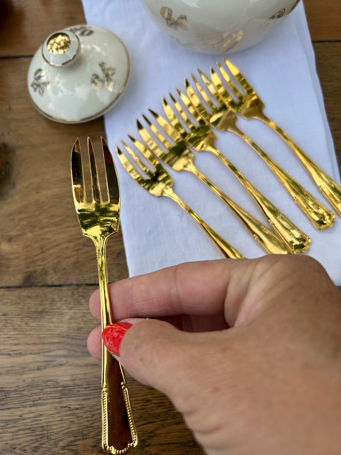 6 vintage golden metal dessert forks