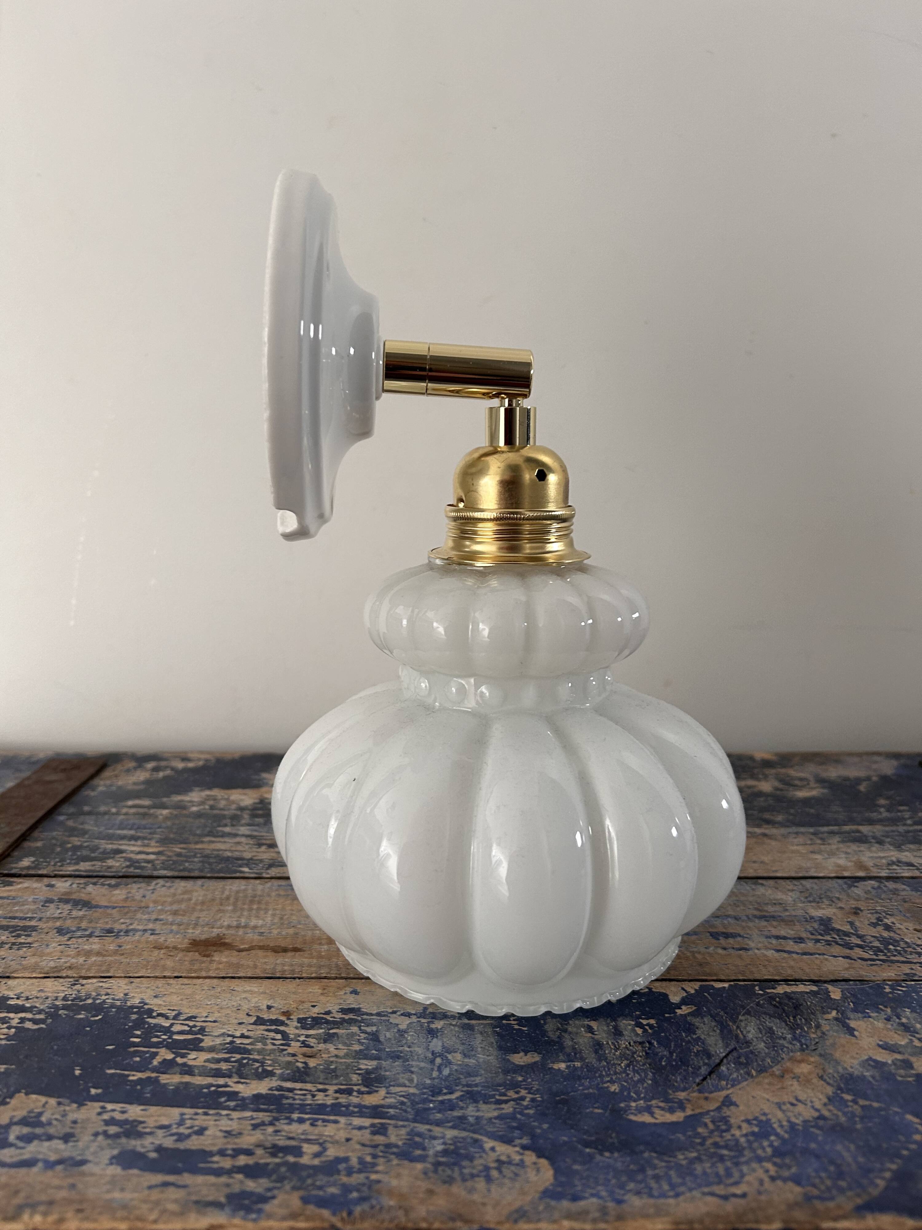 Vintage wall light