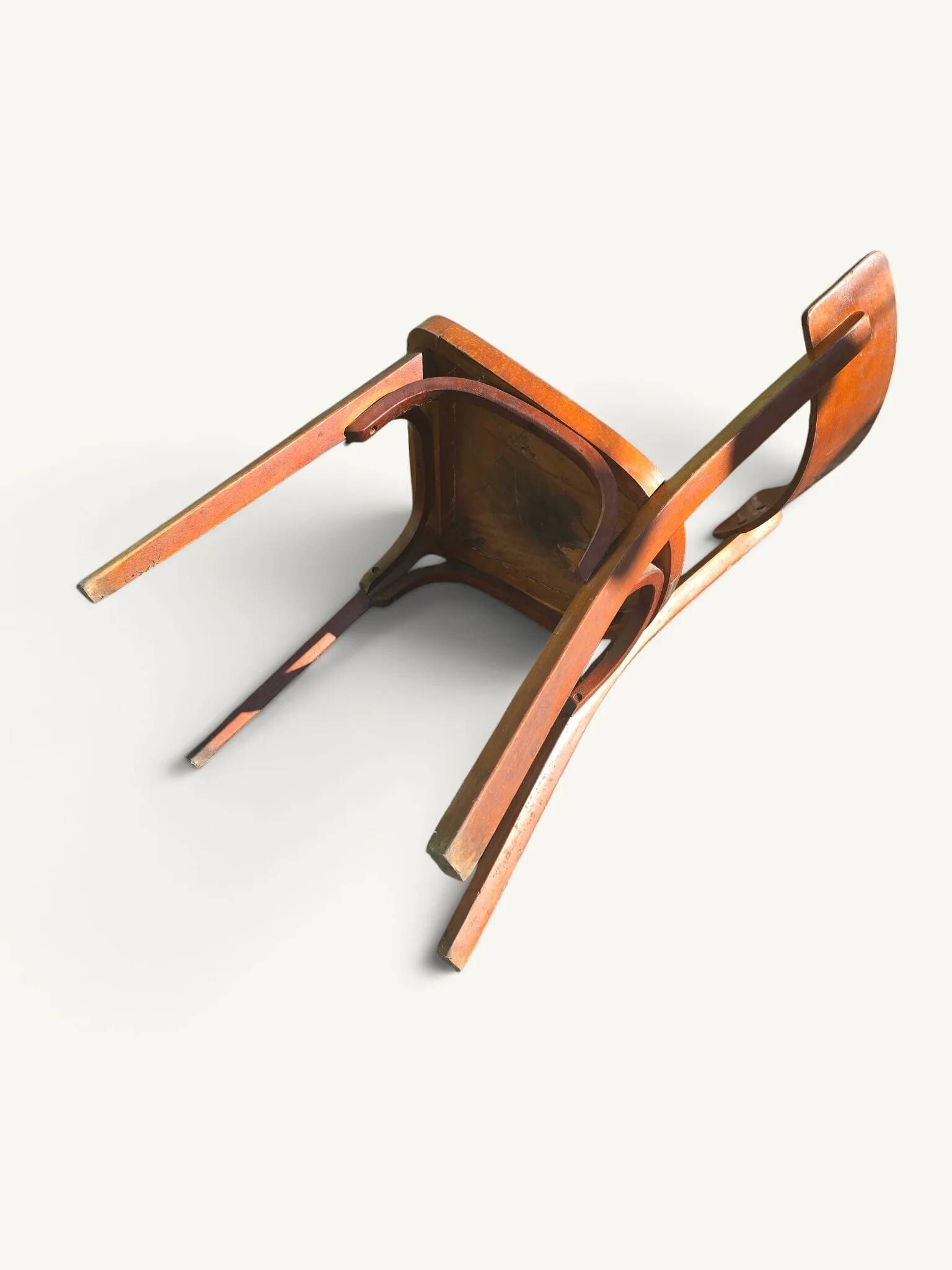 Chaise de billard ancienne Chevillotte en bois courbé
