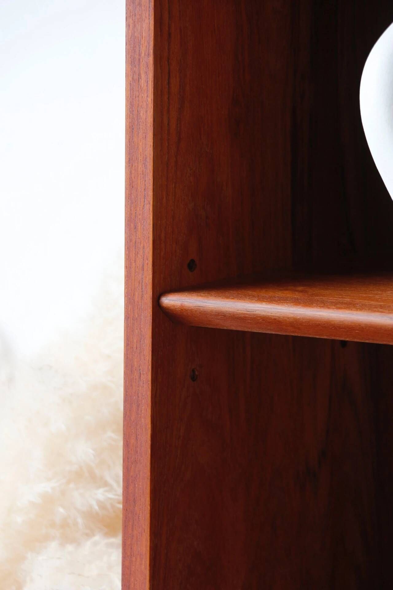 Bibliothèque scandinave vintage en teck – années 60