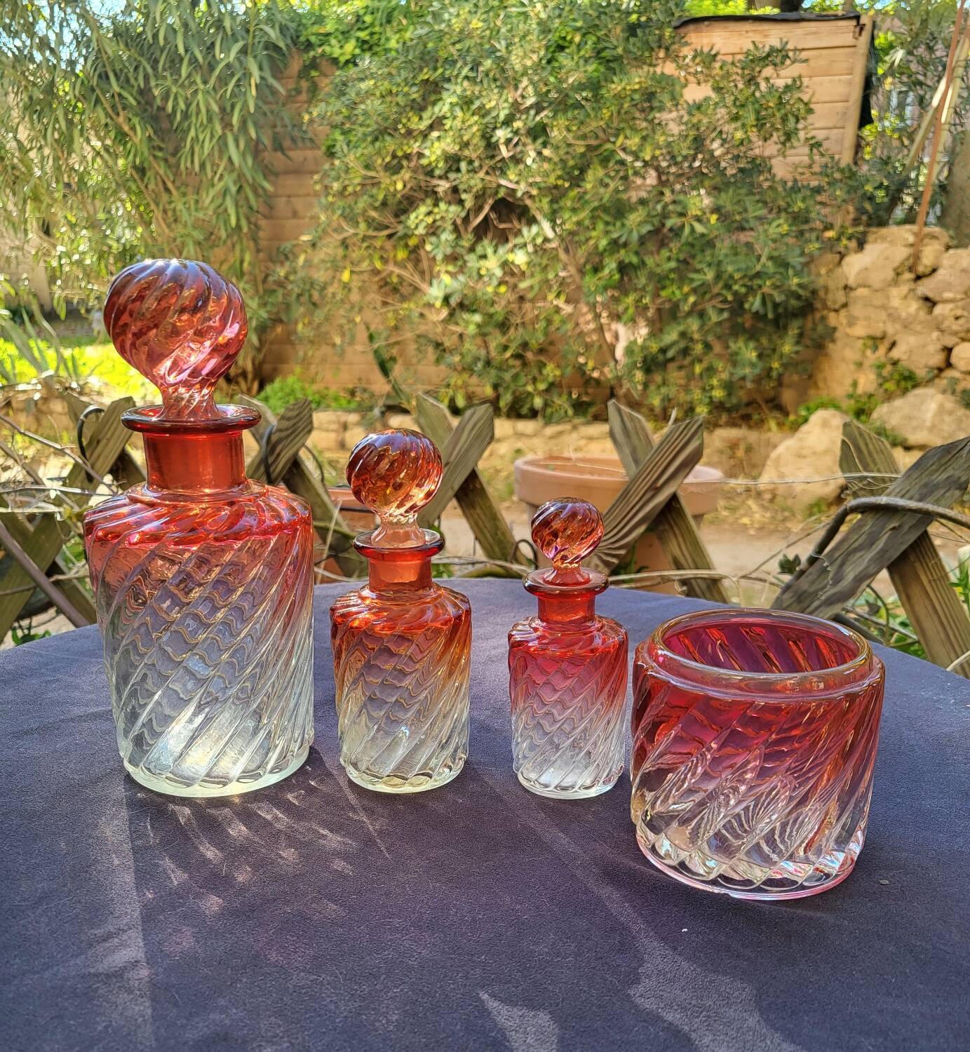 Baccarat bamboo toiletry set