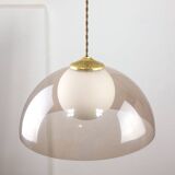 Lampe à suspension italienne en laiton, opaline et plexiglas de l'ère spatiale