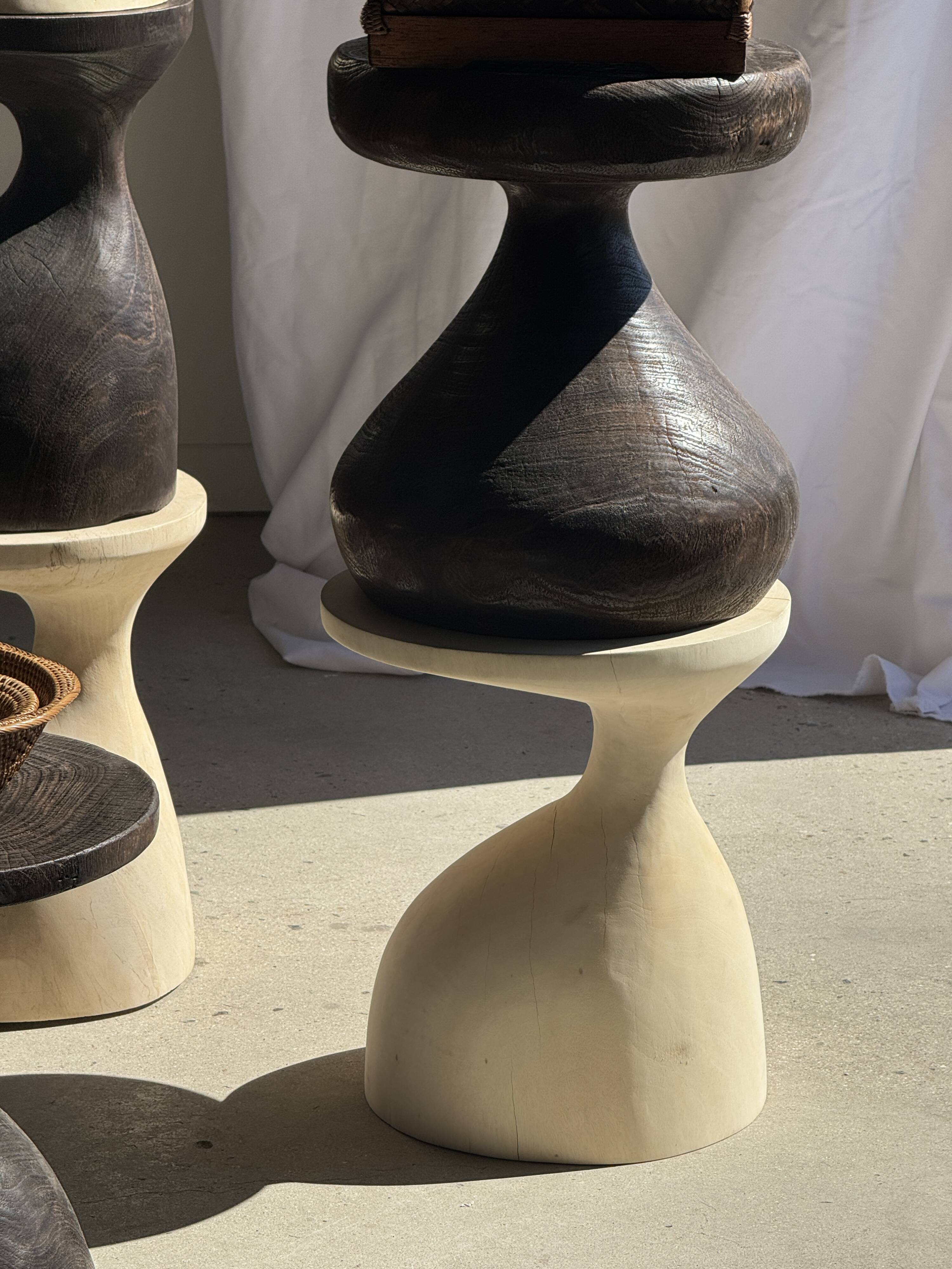 Pawn Brown - Stool, side table in the shape of a brown pawn.