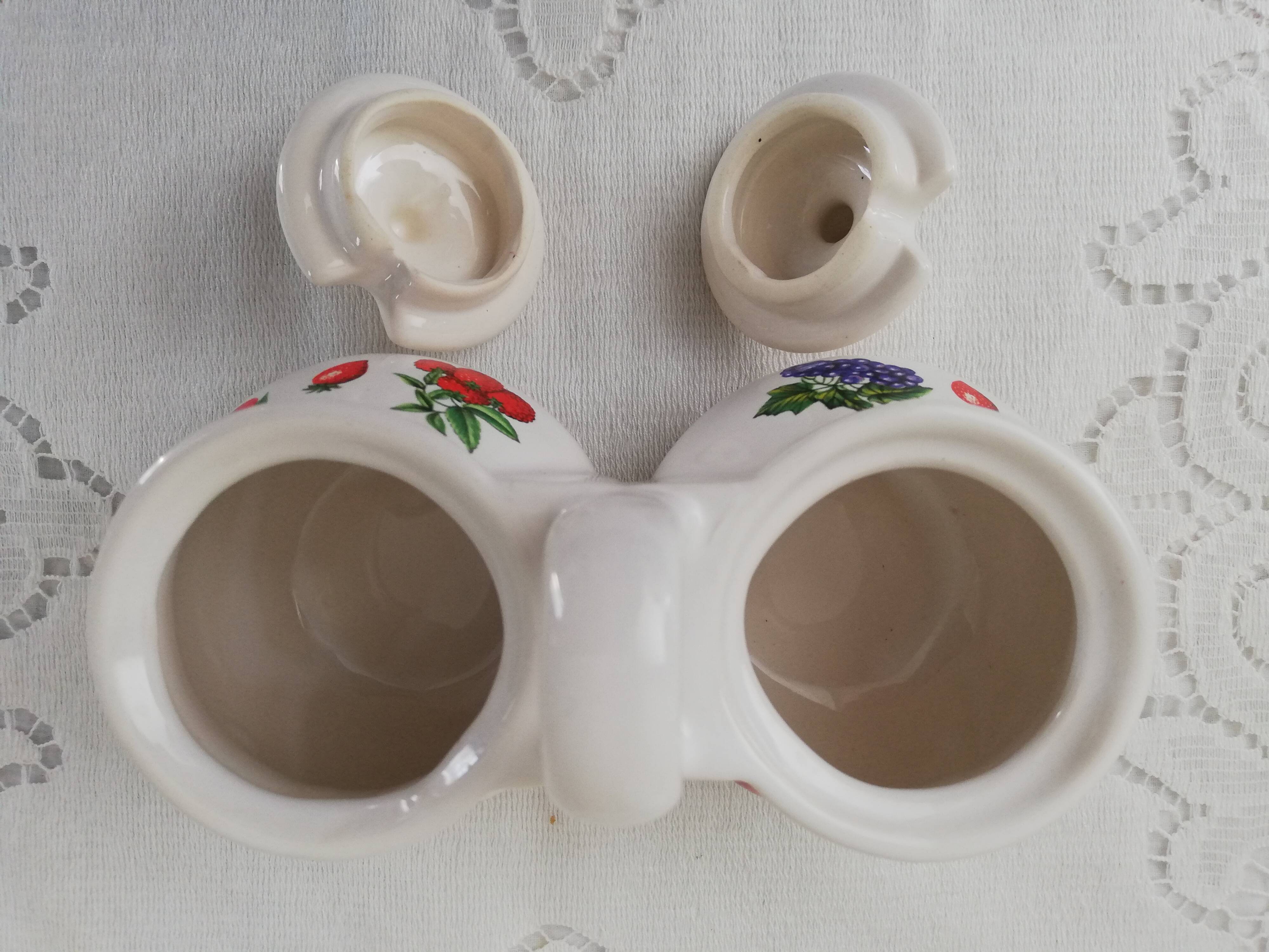 Set 3 large bowls and their sugar bowl, jam maker