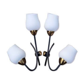 Paire appliques double laiton, acier et opaline, années 50