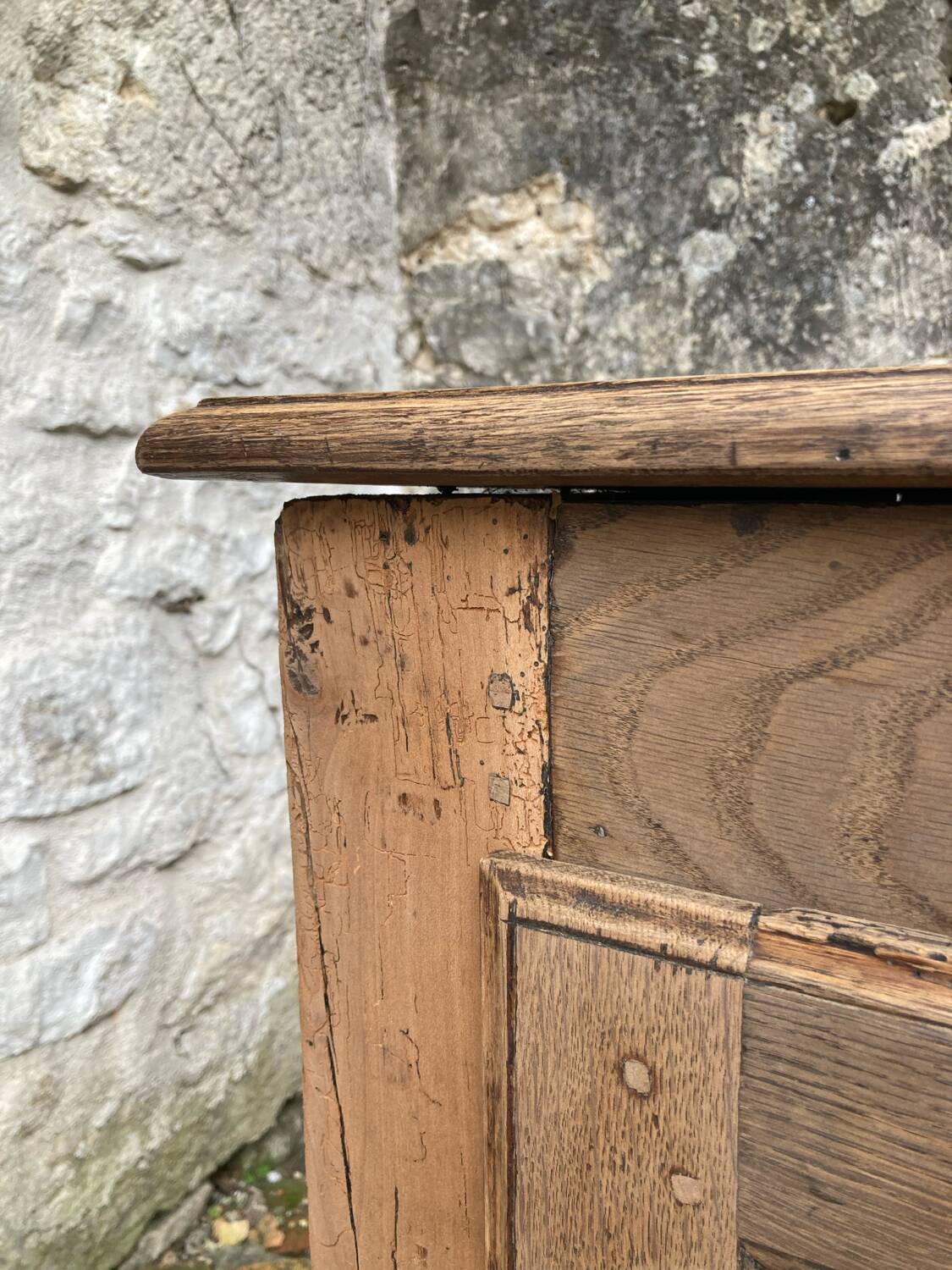 Antique wooden confit pot.