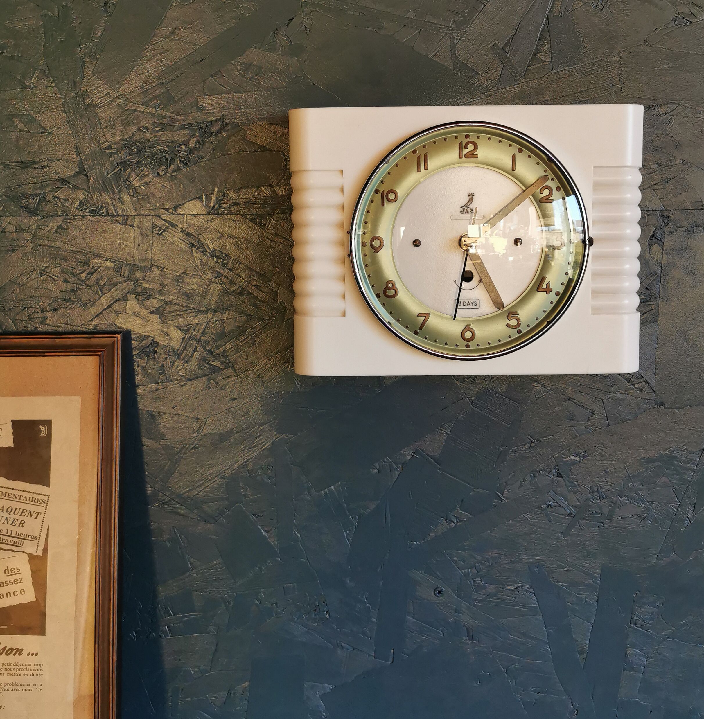 Rectangular silent vintage wall pendulum clock "Jaz white green"