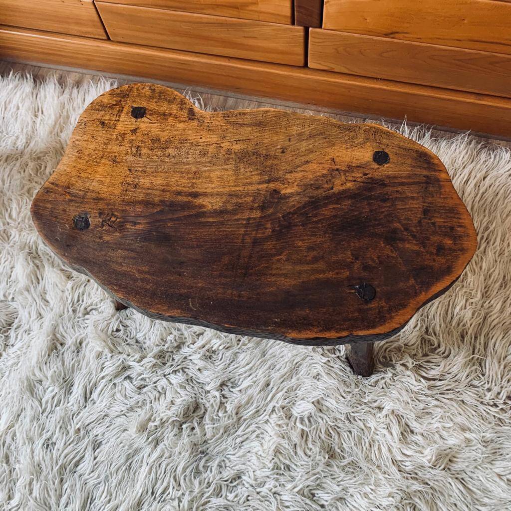 Table basse brutaliste