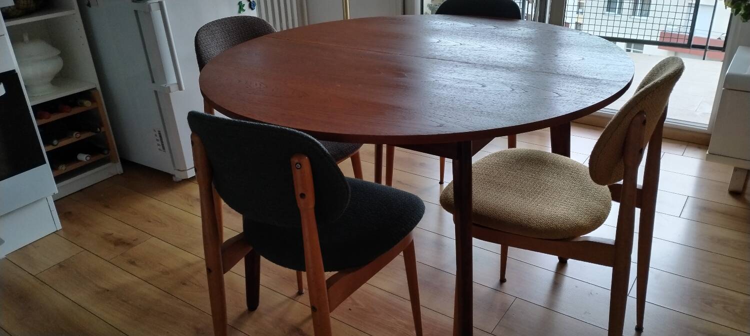 60's round table with extension