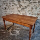 Antique dining table in French cherry wood 1900–1920 – Provincial farmhouse table