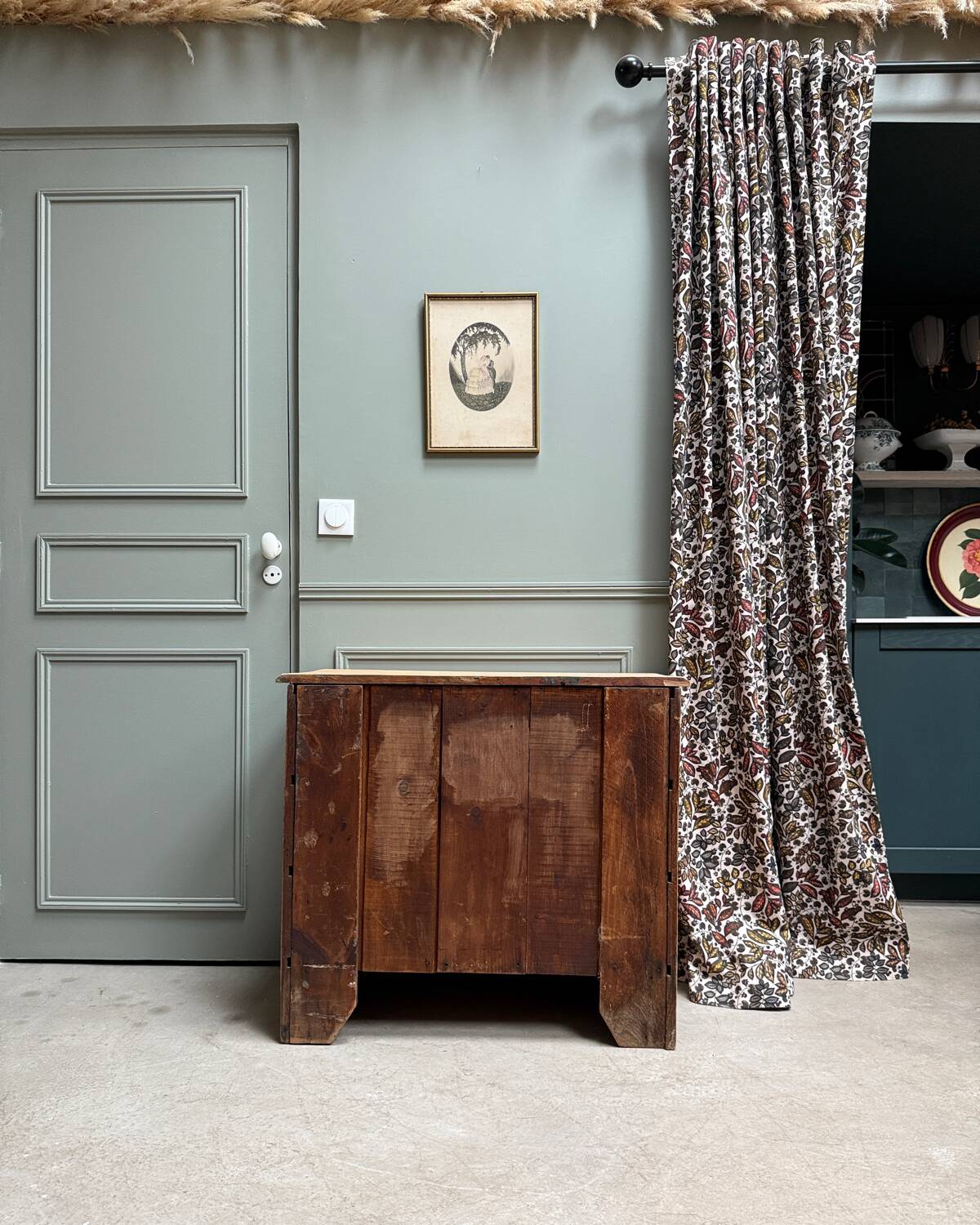 Art Deco wooden chest of drawers (renovated)