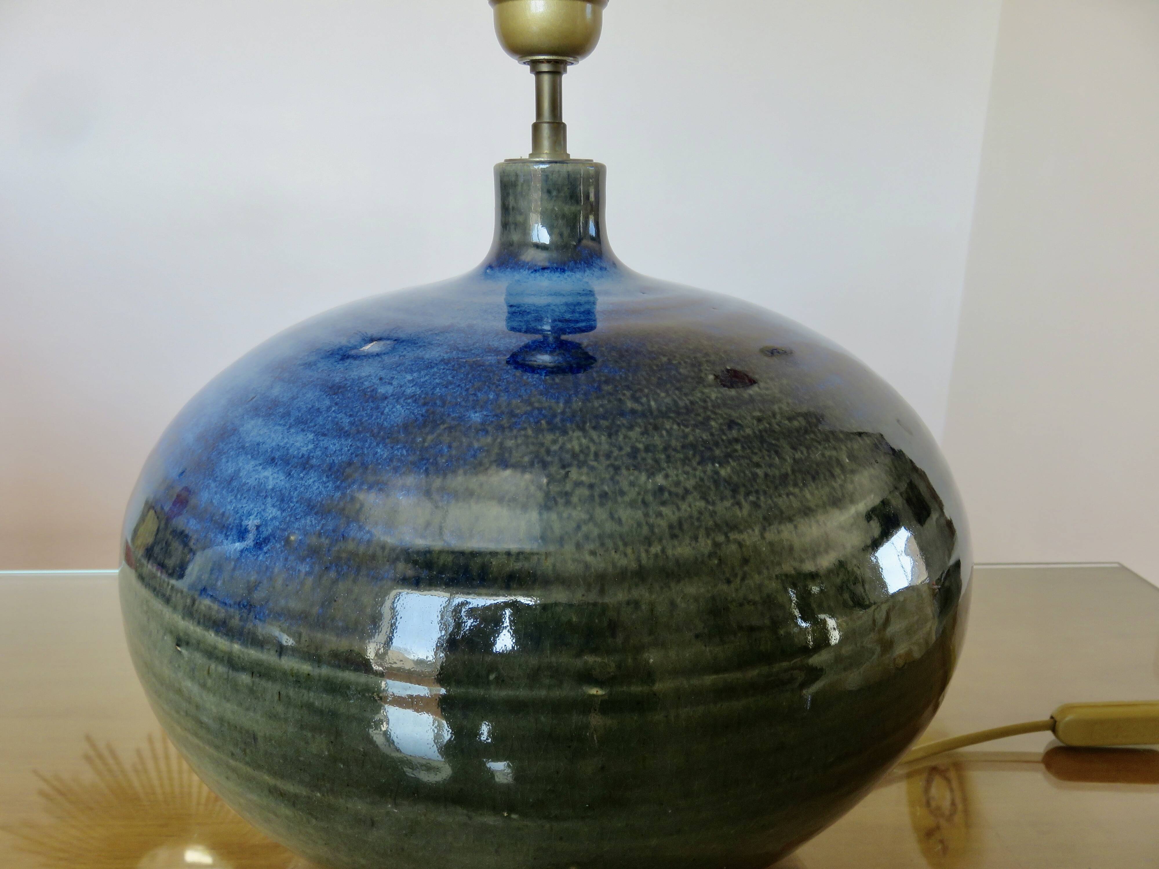Impressive iridescent blue ceramic lamp with a gradient of green, circa 1960.