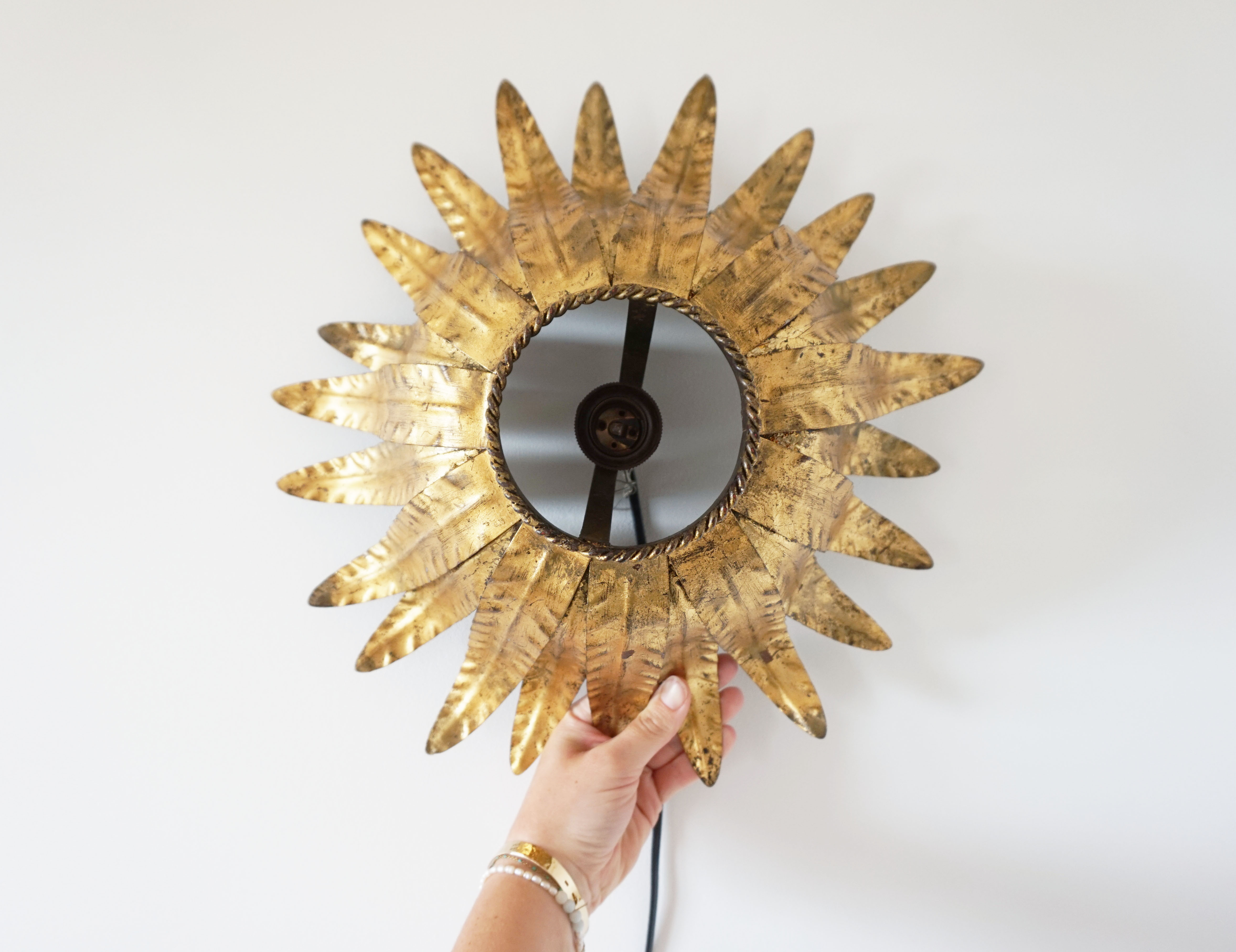 Wall lamp or ceiling lamp flower in gilded metal