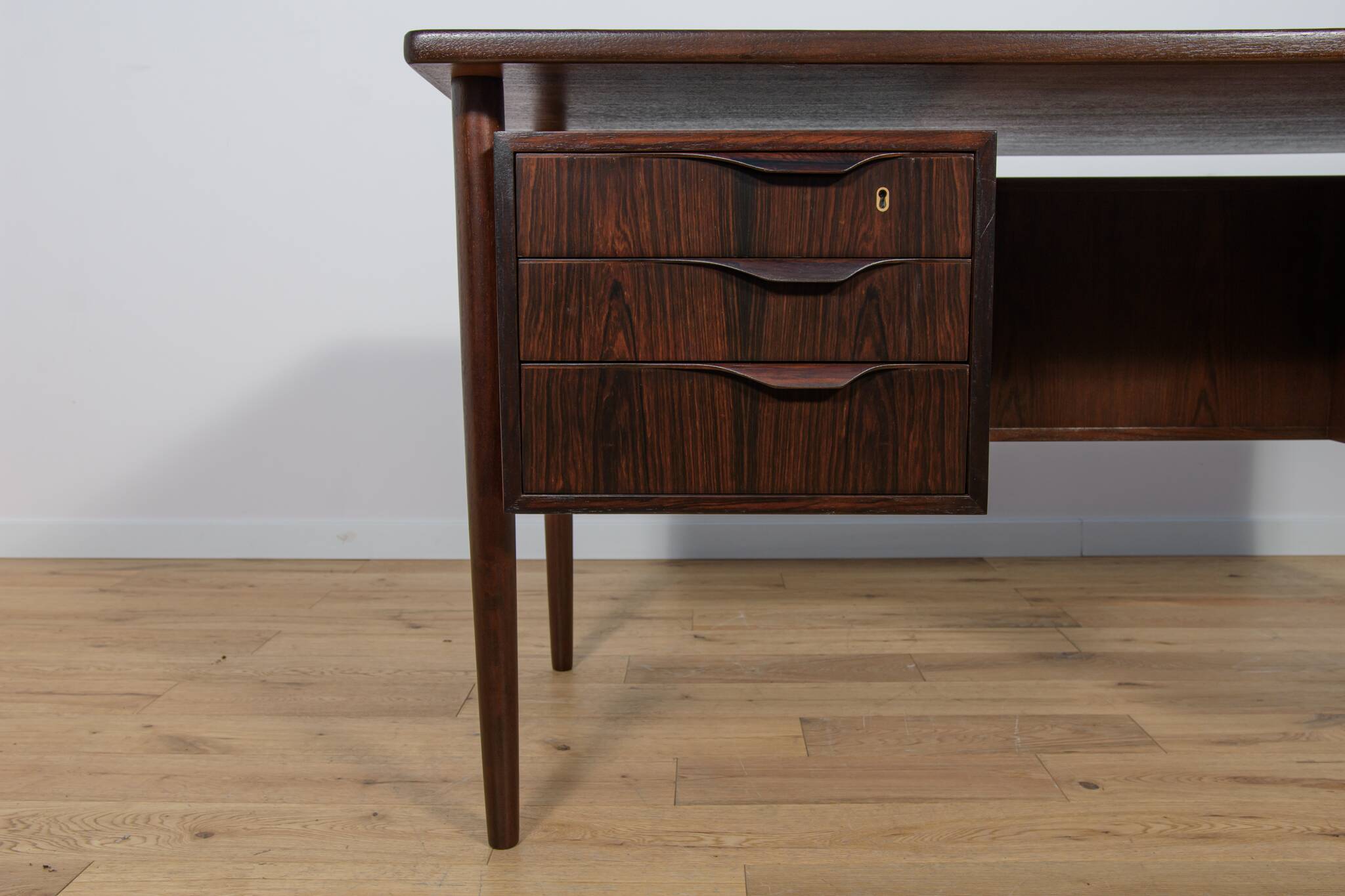 Mid-Century Freestanding Rosewood Desk, Denmark, 1960s