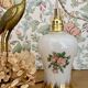 Baladeuse tulipe vintage en opaline blanche dessins de roses