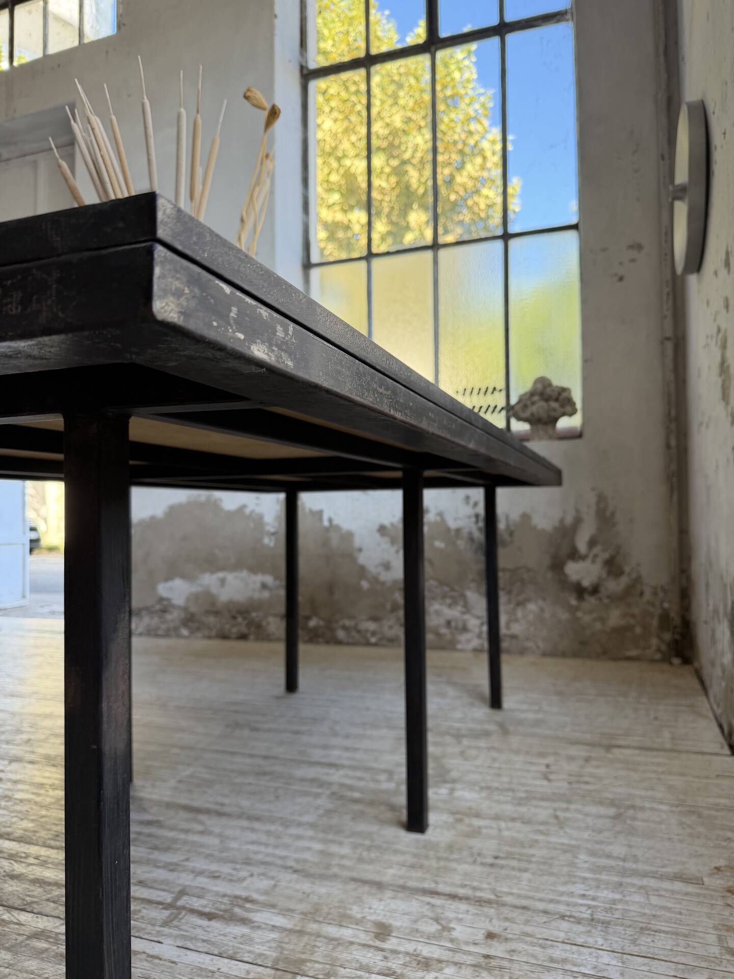 Dining table tiled 1950 dlg Capron