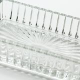Empty glass pocket