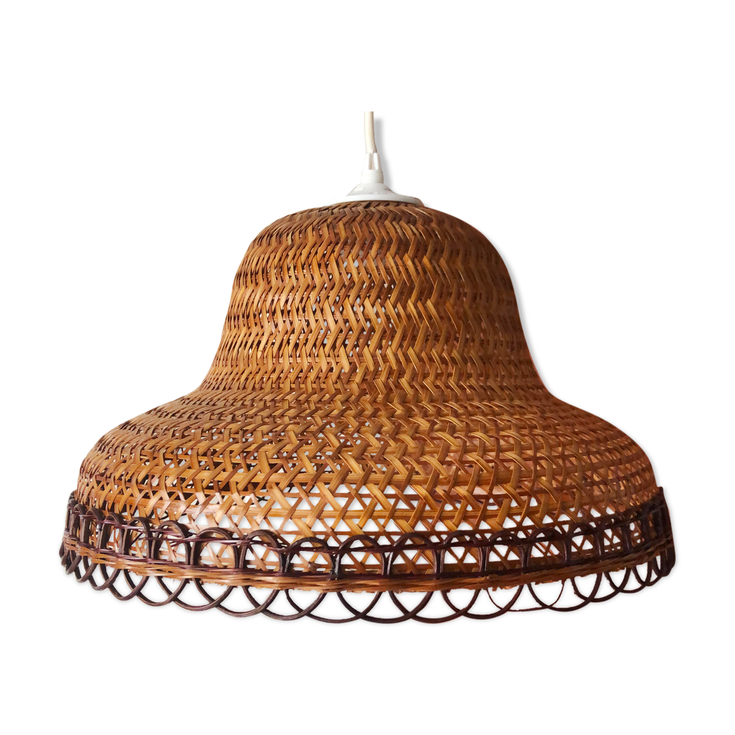 Braided wicker suspension